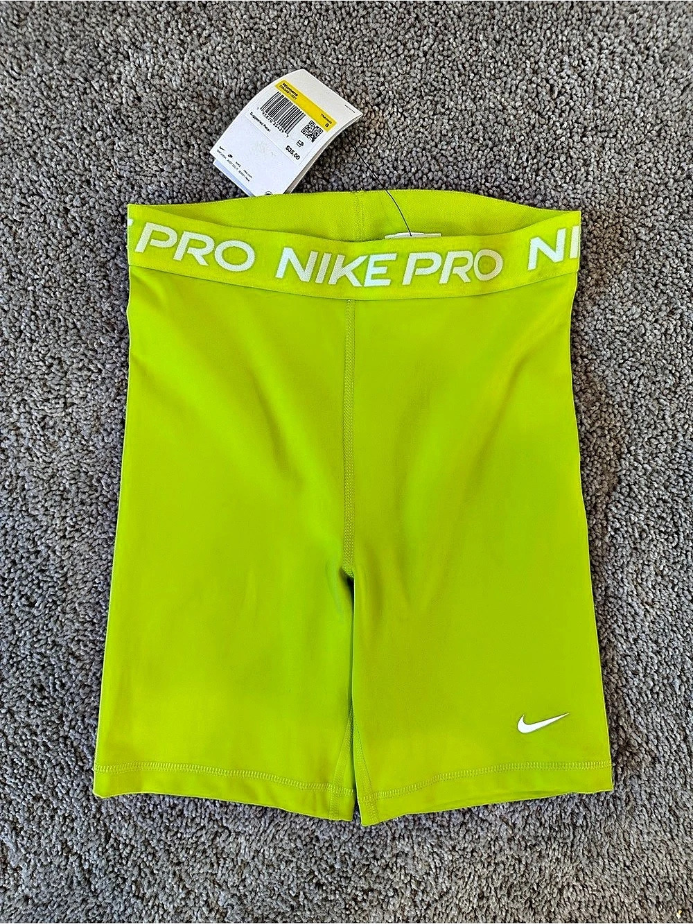 Nike Pro 365 High-Rise 7" Shorts 365 High-Rise 7" Athletic Shorts Small NWT